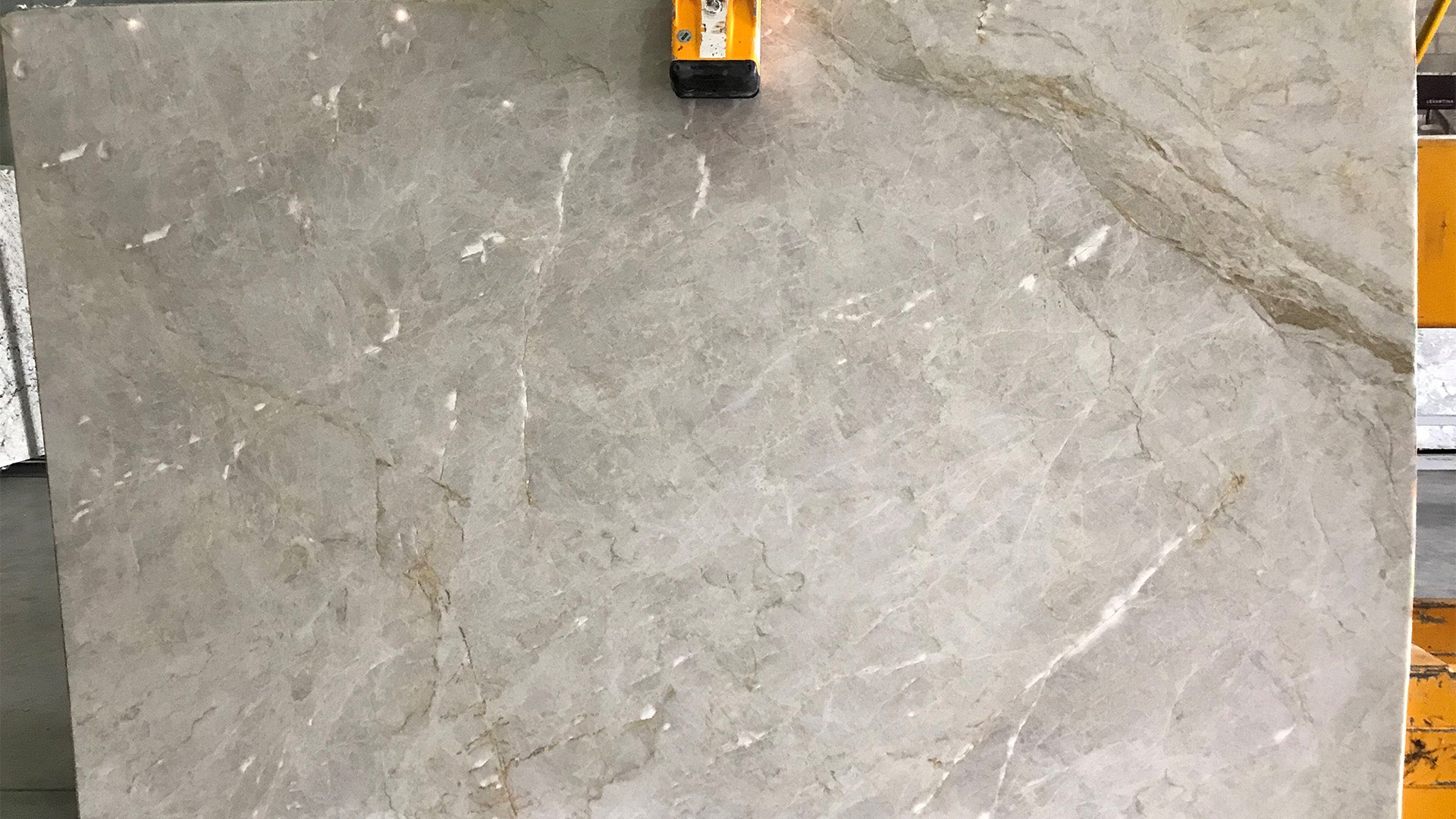 PERLA VENATA POLISHED QUARTZITE,,Levantina,www.work-tops.com